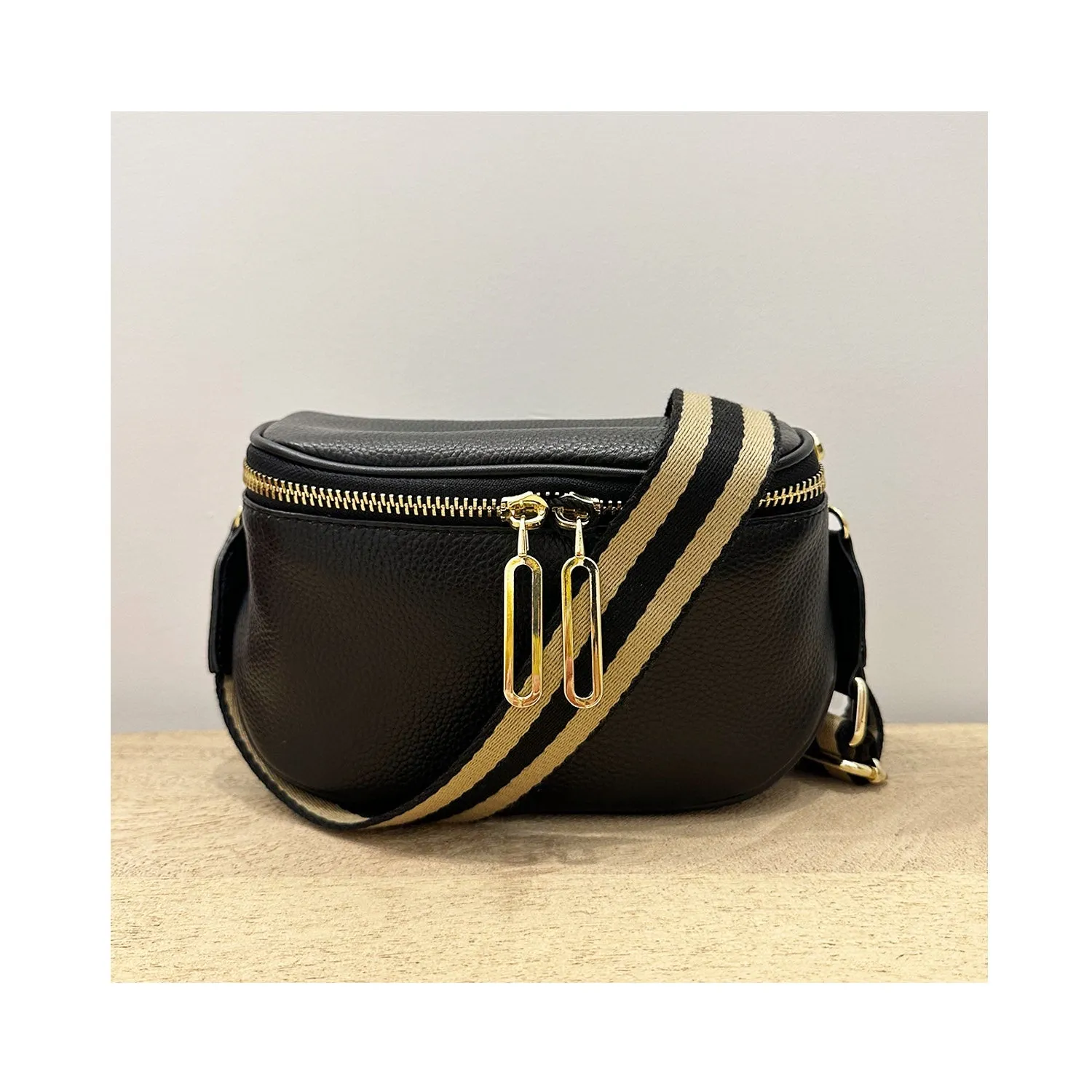 Bag Kensington - Black   Tan Stripe Strap