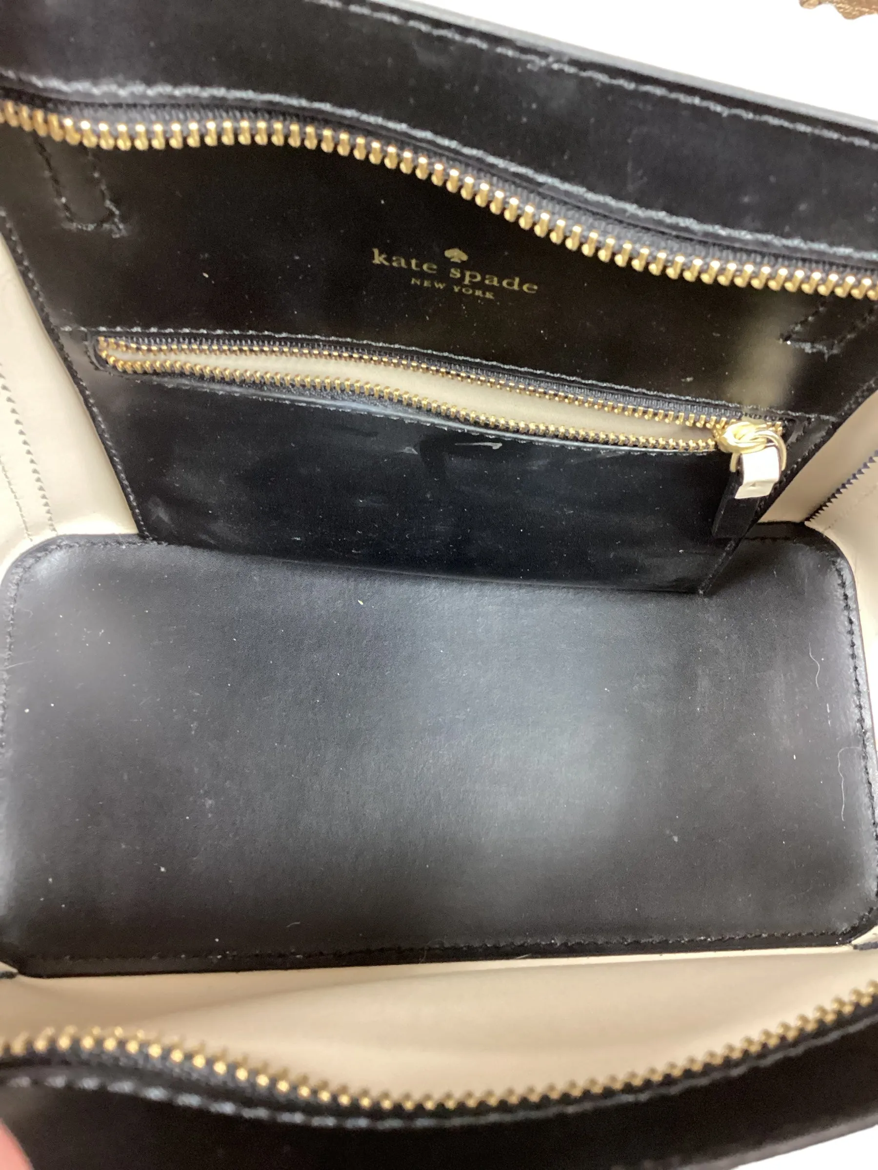 Crossbody Designer By Kate Spade  Size: Medium