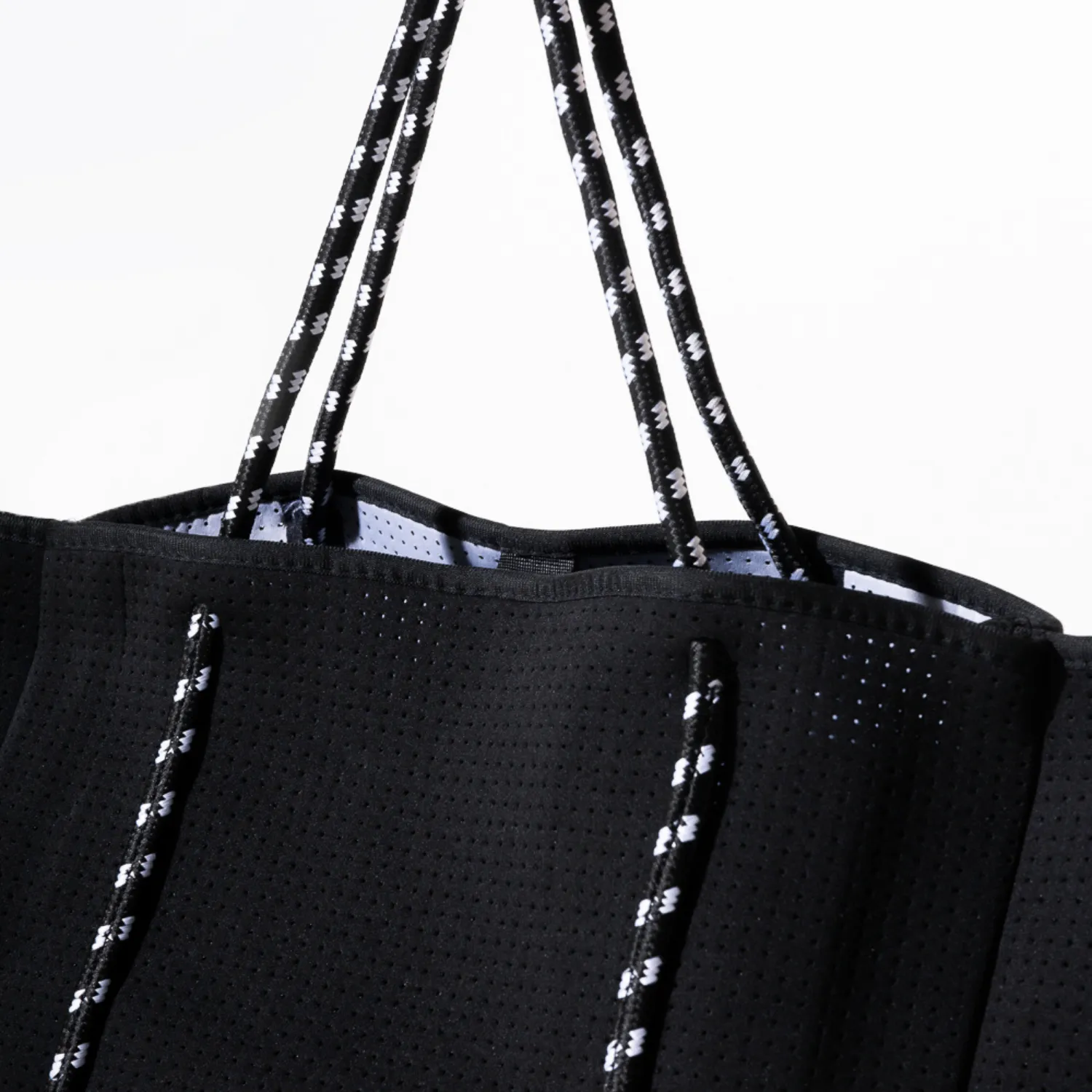 EVERYDAY TOTE BASIC BLACK