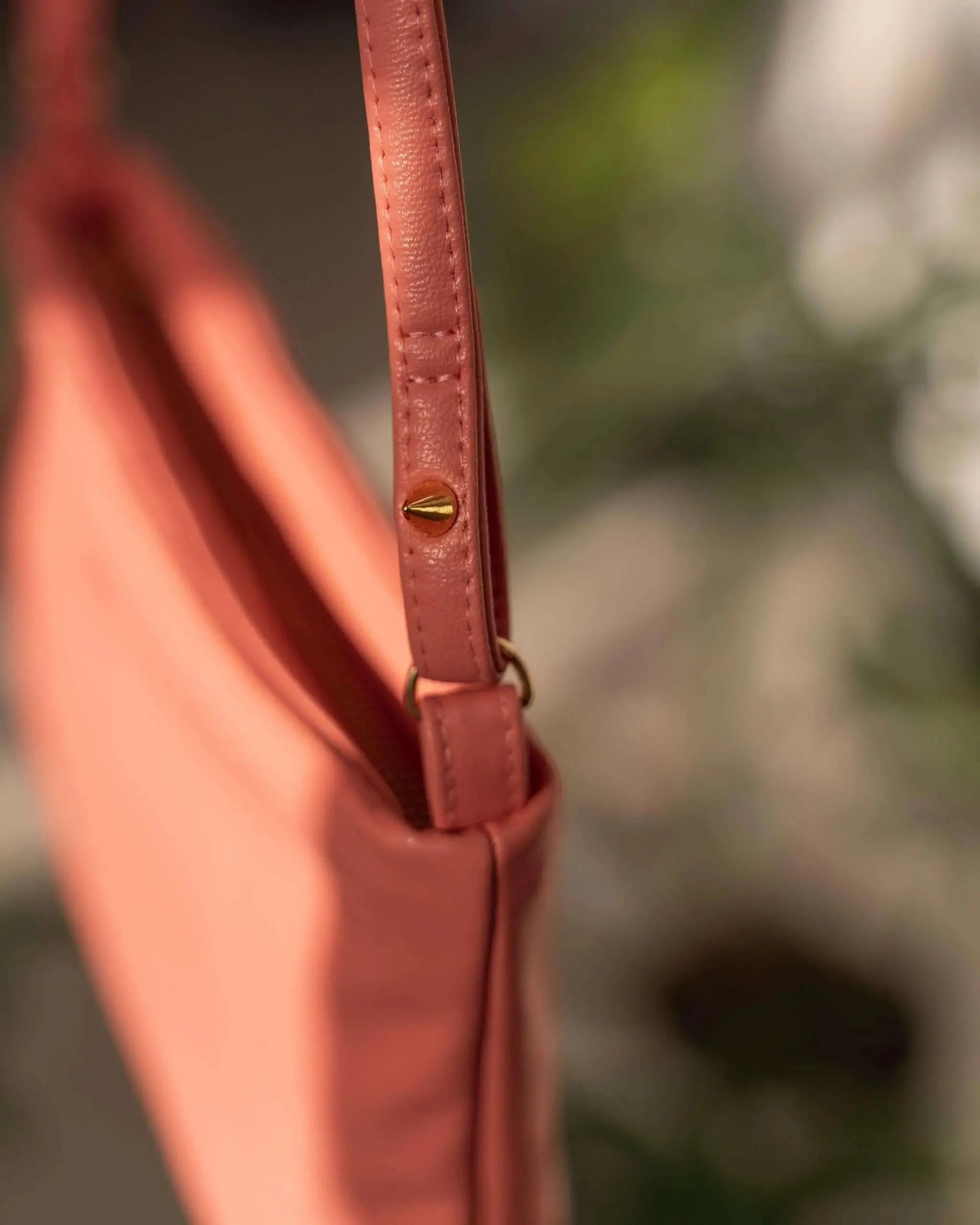 Paz - Apple Leather Crossbody Vegan Bag