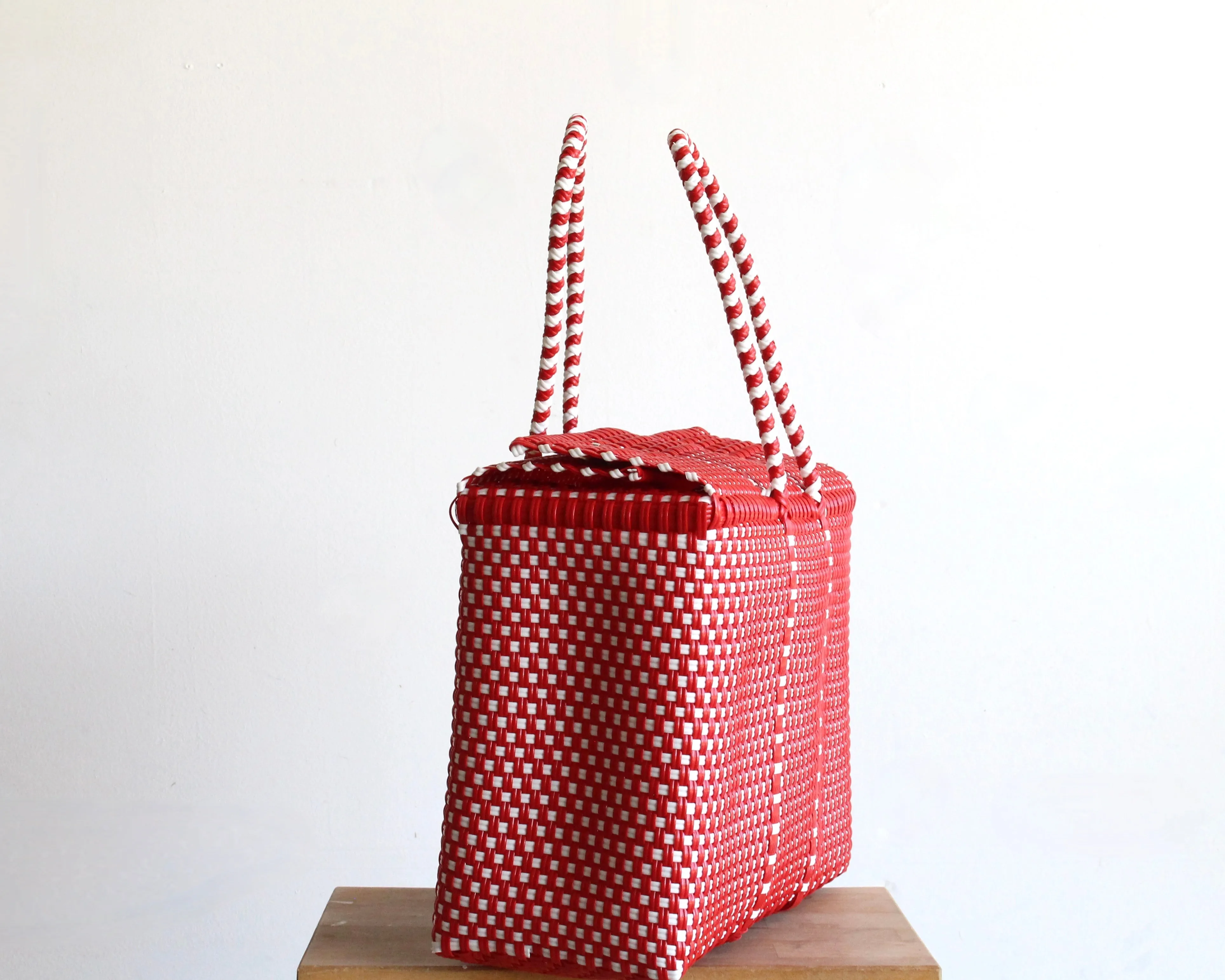 Red & White Handbag by MexiMexi