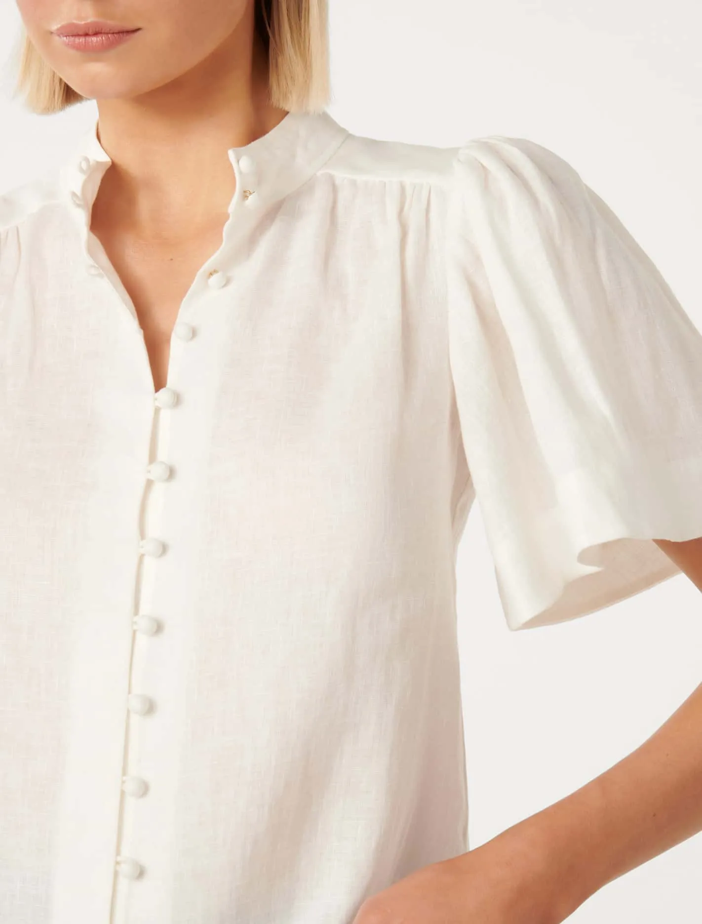 Winnie Linen Flutter Sleeve Blouse